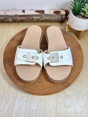 Dr. Scholl's Women's So Original Slide Sandal, Size 7, White